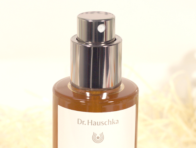Dr Hauschka gezicht verzorging review beauty blog lifestyle by linda Gezichtslotion Reinigingsmelk gezicht reinigen verzorgingsroutine ritueel spray