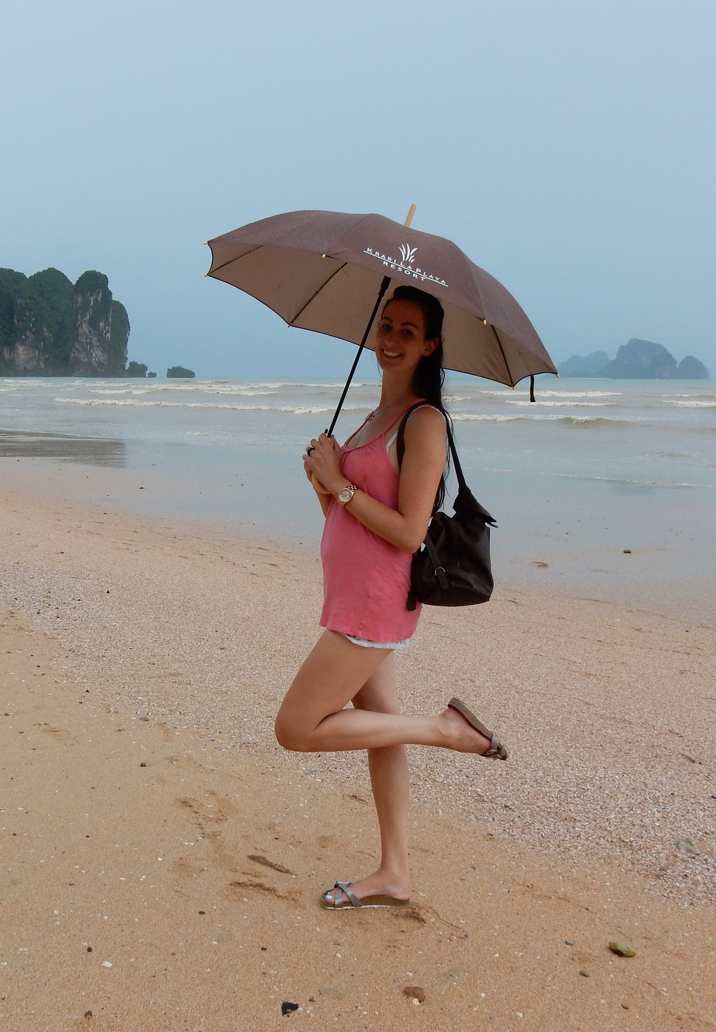 Birkenstock gezonde slippers goed voetbed vakantie krabi thailand Ao Nang Beach lifestyle by linda