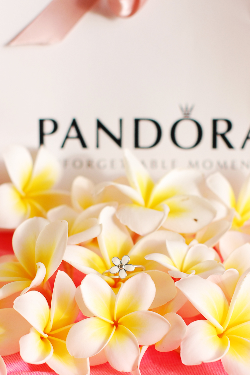 pandora madelief frangipani ring Kuala Lumpur travel reizen memory's herinnering unforgettable moments fashion mode wit lifestyle by linda