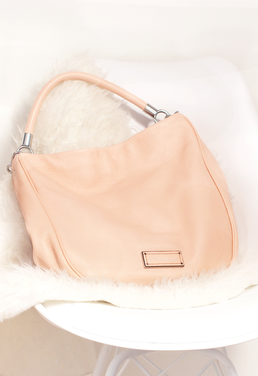 Too hot to handle Hobo Marc by Marc Jacobs pink pastel lifestyle by linda fashion fashionista fashion addict designer bag