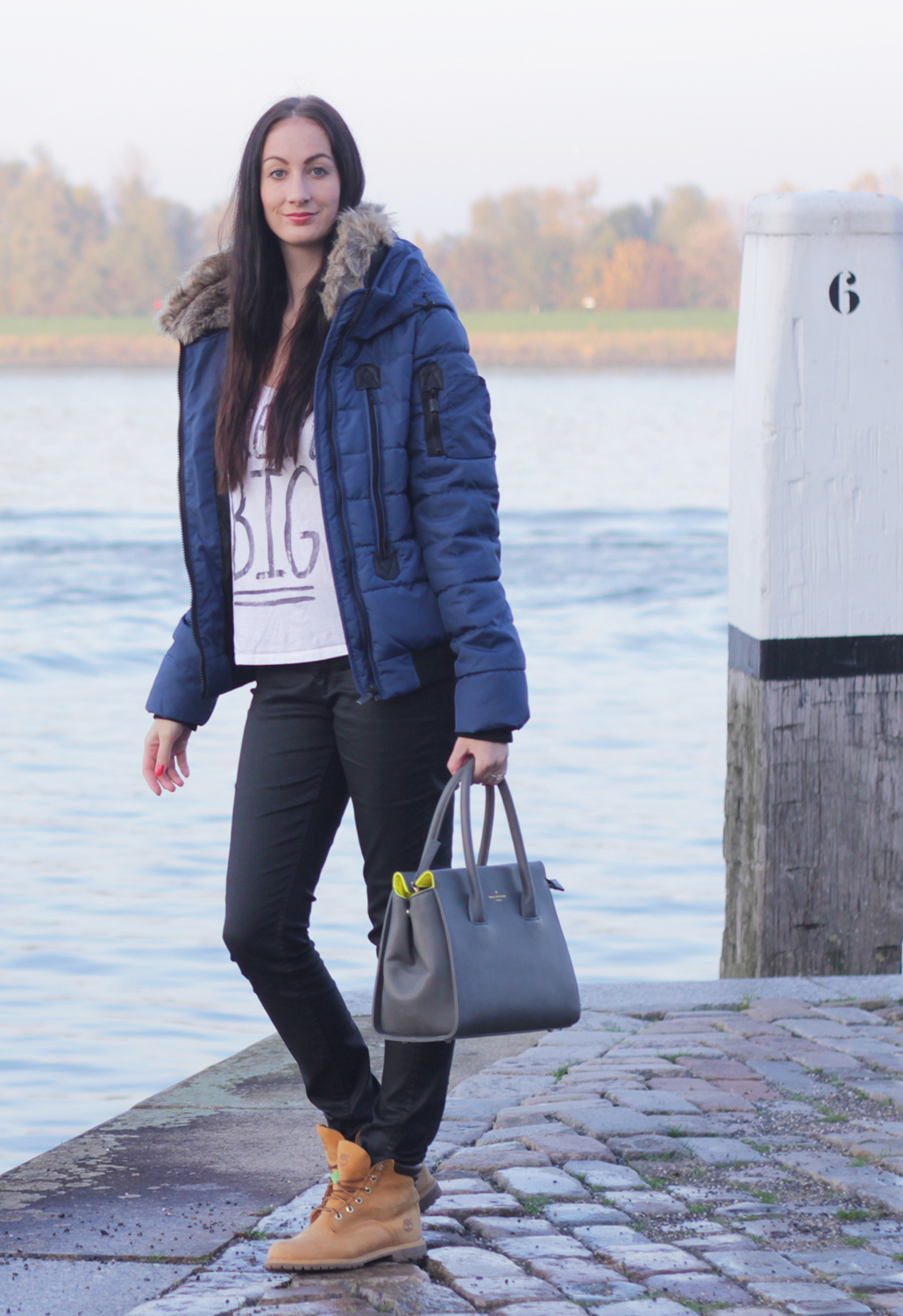 Sublevel Winter Jacket Insignia Blue Defshop OOTD fashion outfit of the day winterjas lifestyle by linda Paul's Boutique Bethany handbag blogger exclusive