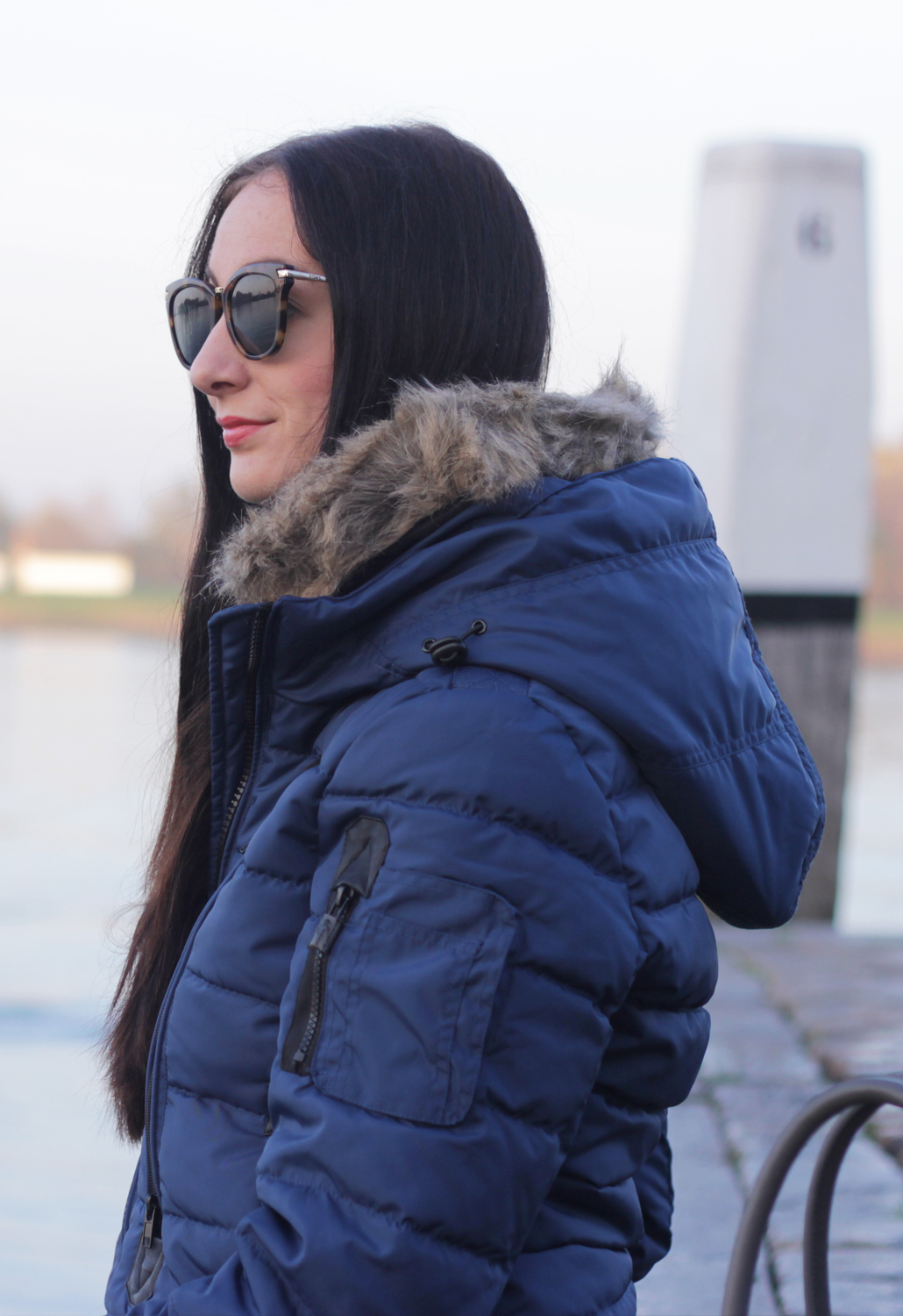 Sublevel Winter Jacket Insignia Blue Defshop OOTD fashion outfit of the day winterjas lifestyle by linda Paul's Boutique Bethany handbag blogger exclusive