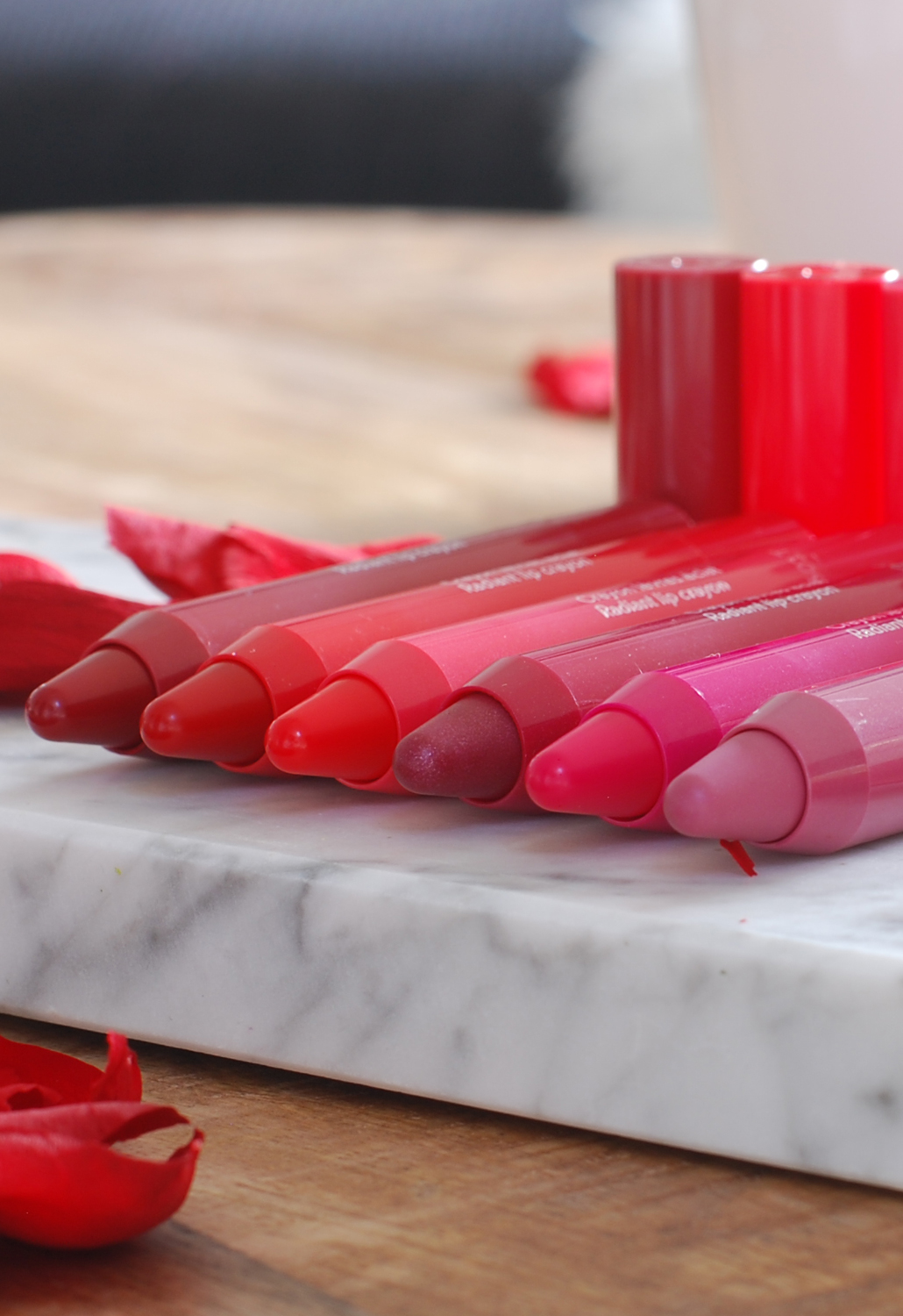 Yves Rocher zéro défaul mattifying and long-lasting lip primer radiant lip crayon