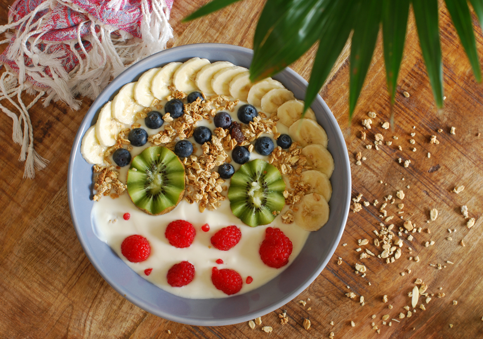 breakfast bowl fruit soya soja granola lifestyle by linda recept 